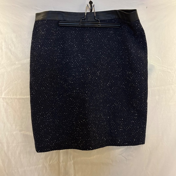 Ann Taylor Wool Blend Pencil Skirt w/ Leather Waistband – Size 12 - Picture 1 of 5